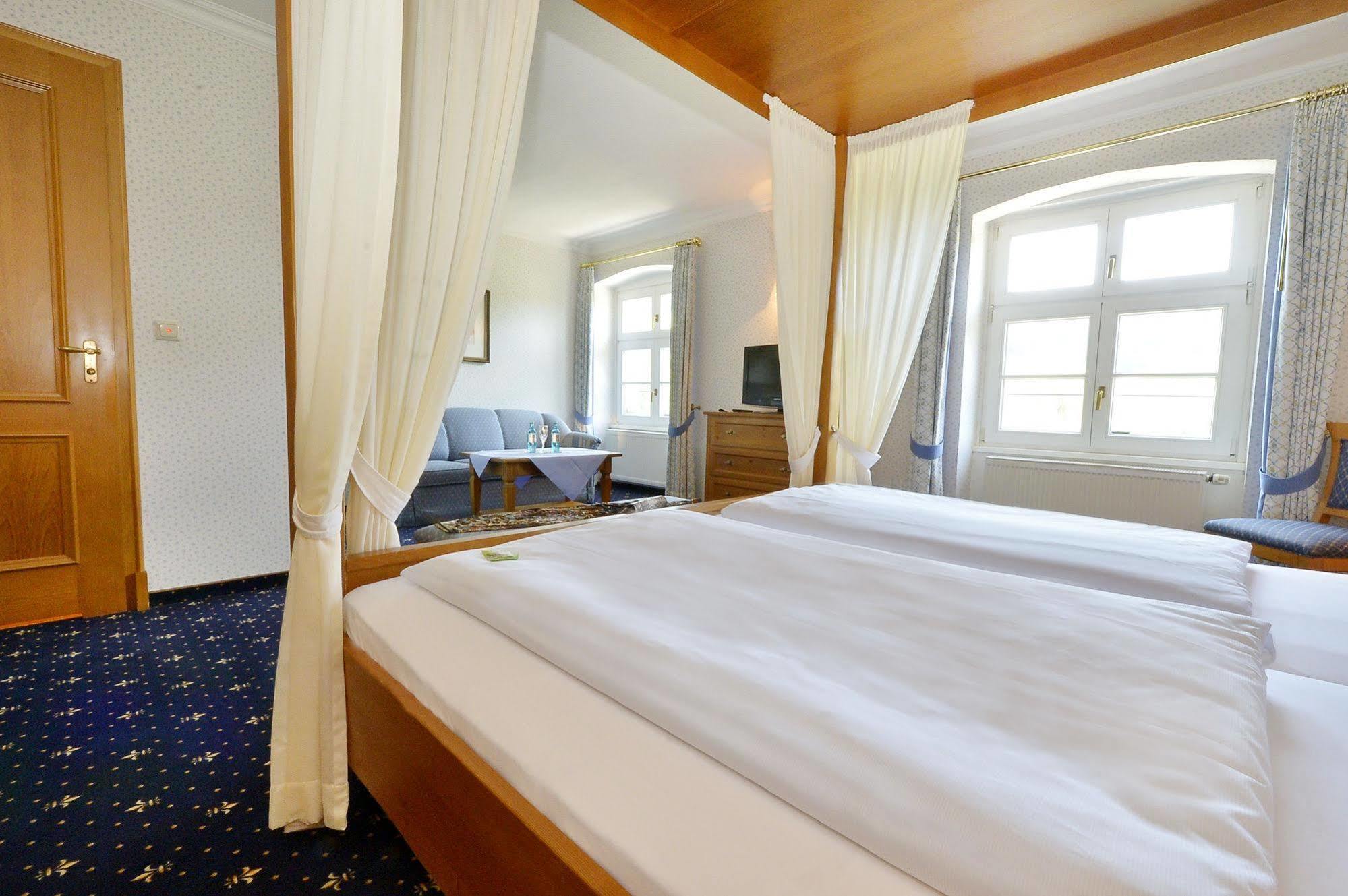 Hotel Alter Packhof Hannoversch Münden Exteriör bild